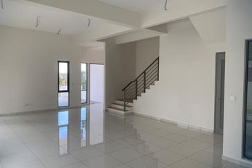 Semanja Kajang Semi-Detached for sale