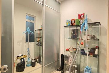 Villa Park Condominium