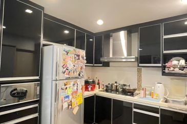 Villa Park Condominium