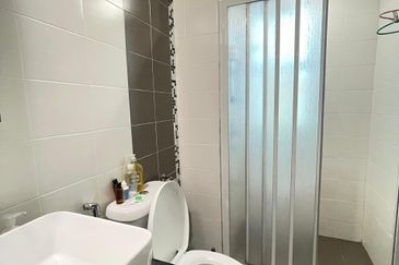 Villa Park Condominium