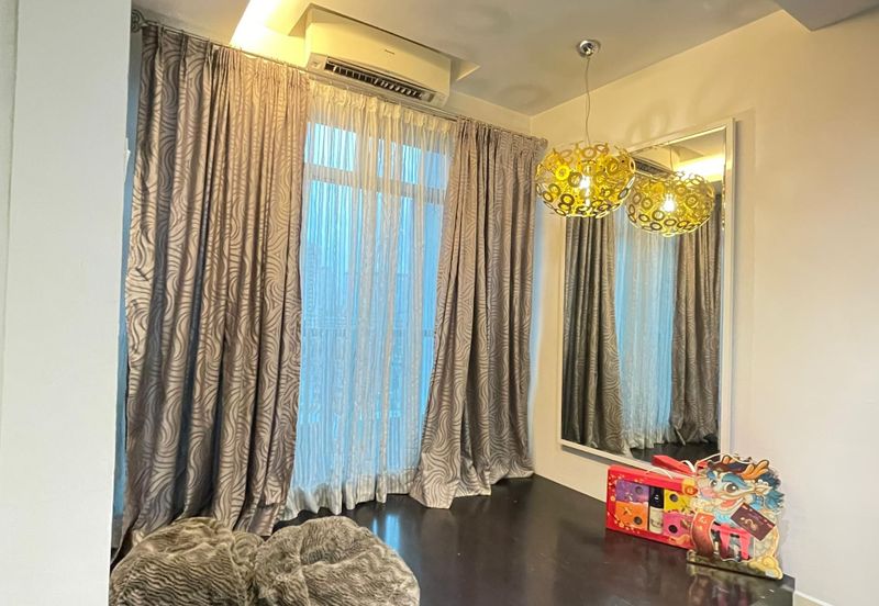 Villa Park Condominium