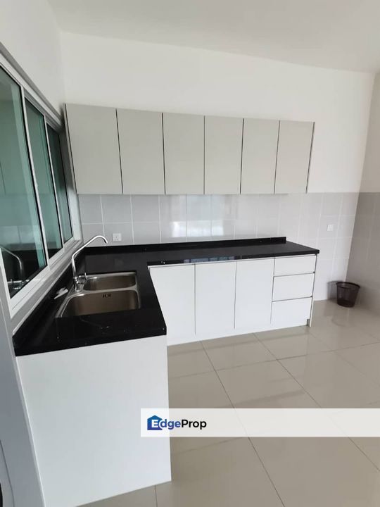Springville Residence for Sale (Corner Unit), Selangor, Seri Kembangan