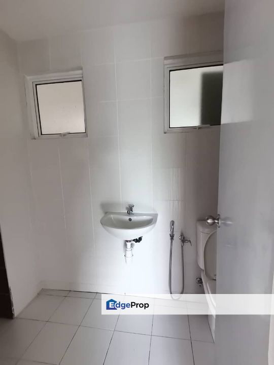Springville Residence for Sale (Corner Unit), Selangor, Seri Kembangan