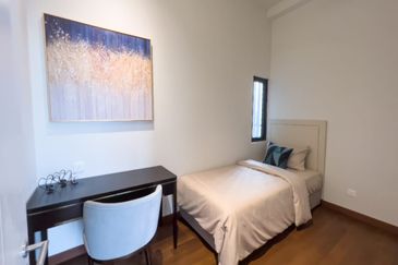 Oxford Residences @ Pavilion Embassy