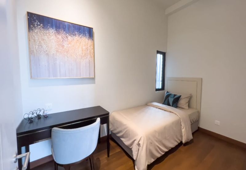 Oxford Residences @ Pavilion Embassy