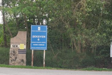 Mahkota Cheras Land for Sale