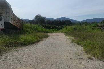 Semenyih Industrial Land for sale (Below Market )