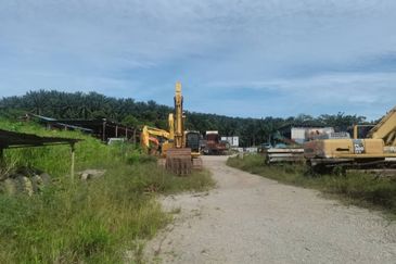 Semenyih Industrial Land for sale (Below Market )