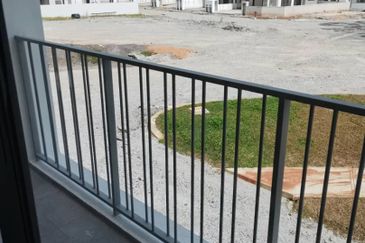 2 Storey Superlink House @ Kajang