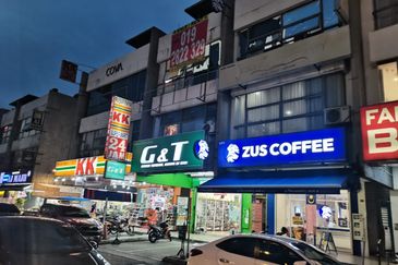 The Trillium @Lake Fields