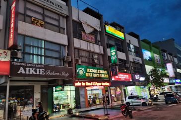 The Trillium @Lake Fields