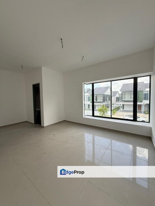 Lambaian Kajang 2 Storey Terrace House for sale 22x75, Selangor, Bangi