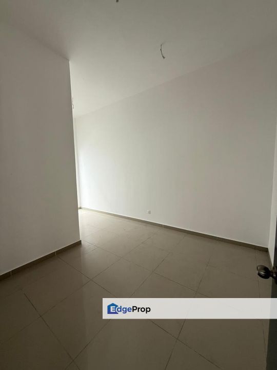 Lambaian Kajang 2 Storey Terrace House for sale 22x75, Selangor, Bangi