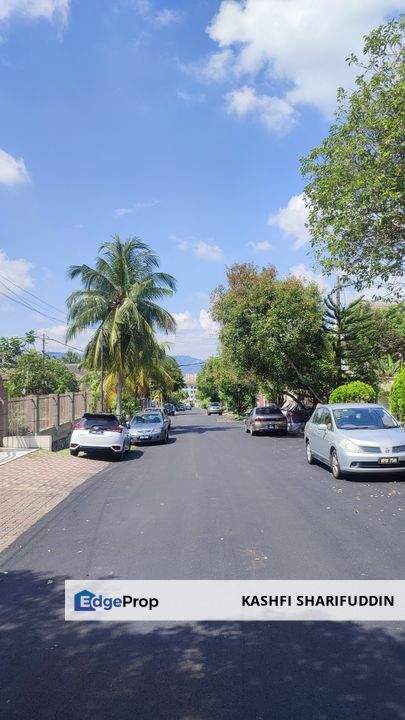 Extended Semi D in gated & guarded area, Ampang Jaya, Selangor, Ampang