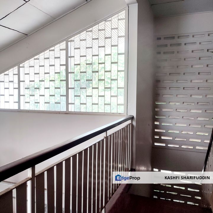 Ukay Height, Ampang: Charming 1950's Bungalow. Freehold. Just 10 mins from KLCC, Selangor, Ampang