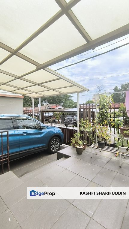 Single storey terrace house. Ampang Jaya., Selangor, Ampang