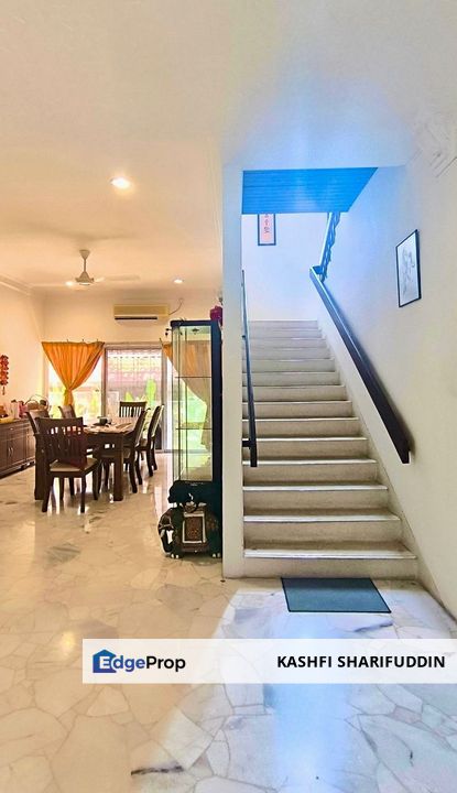 Ukay Height, Ampang: Unique Design Bungalow, Freehold., Selangor, Ampang