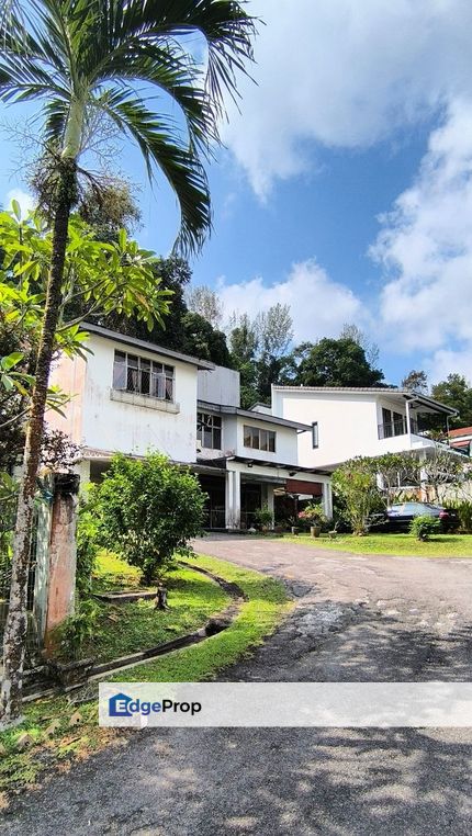 Taman TAR, Ampang. Spacious &  Hidden Bungalow with a Private Entrance, Selangor, Ampang