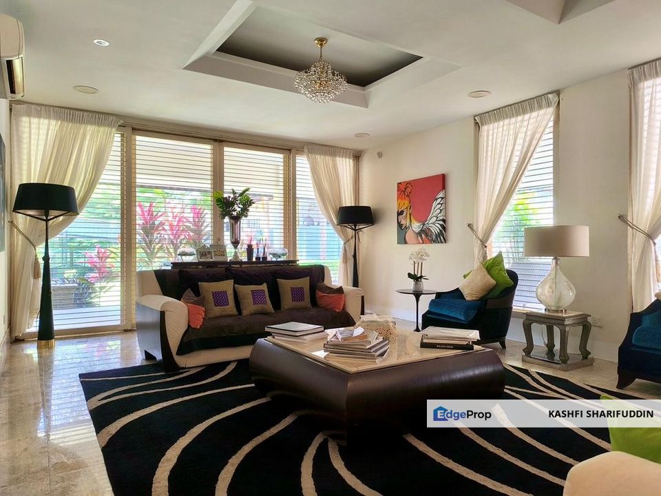 Taman TAR, Ampang. Bungalow with big garden. Spacious 10 car parking., Selangor, Ampang