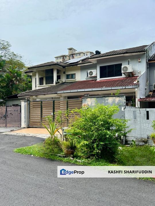 Cul-de-sac Area: Extended 2-Storey Terrace with Extra Parking, Selangor, Ampang