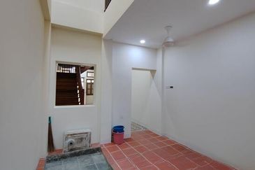 2 ADJOINED 2 STRY HERITAGE SHOPHOUSE | LA 2300 | SEANG TEK ROAD | GEORGETOWN