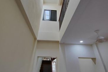 2 ADJOINED 2 STRY HERITAGE SHOPHOUSE | LA 2300 | SEANG TEK ROAD | GEORGETOWN