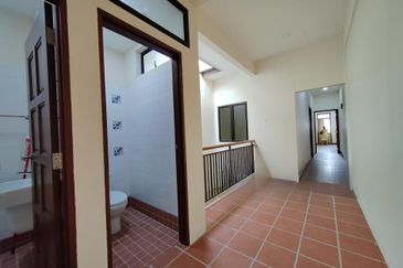 2 ADJOINED 2 STRY HERITAGE SHOPHOUSE | LA 2300 | SEANG TEK ROAD | GEORGETOWN