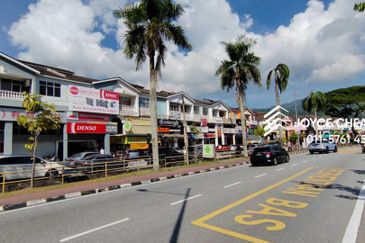 Two Adjoining Ground floor Shop lot | Lintang Angsana | Farlim 