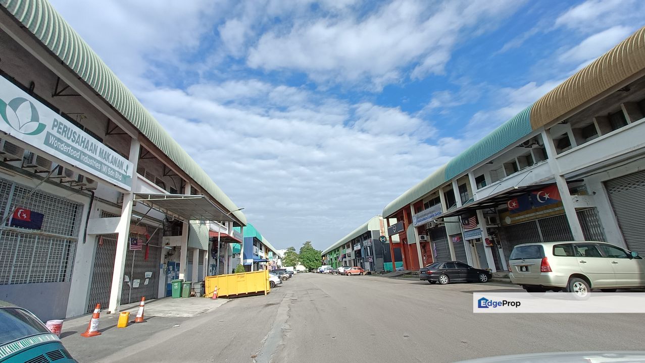 Terrace Factory at Kaw Perindustrian Permas Jaya for Sale RM1,500,000
