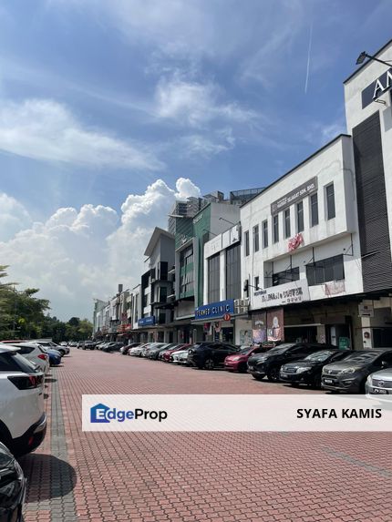 Facing Main Road Shop Lot at Danga Bay, Johor, Skudai