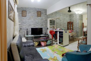 Apartment Daisy, Taman Subang Perdana