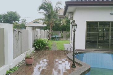 Taman Banang Heights