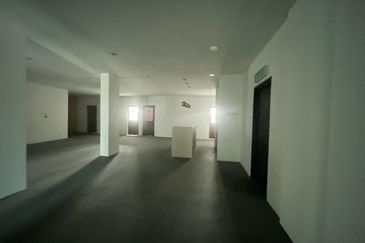 Bina Park, Bandar Seri Alam