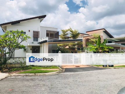 HUGE LAND Double Storey Bungalow Bandar Enstek Nilai Negeri Sembilan, Negeri Sembilan, Seremban