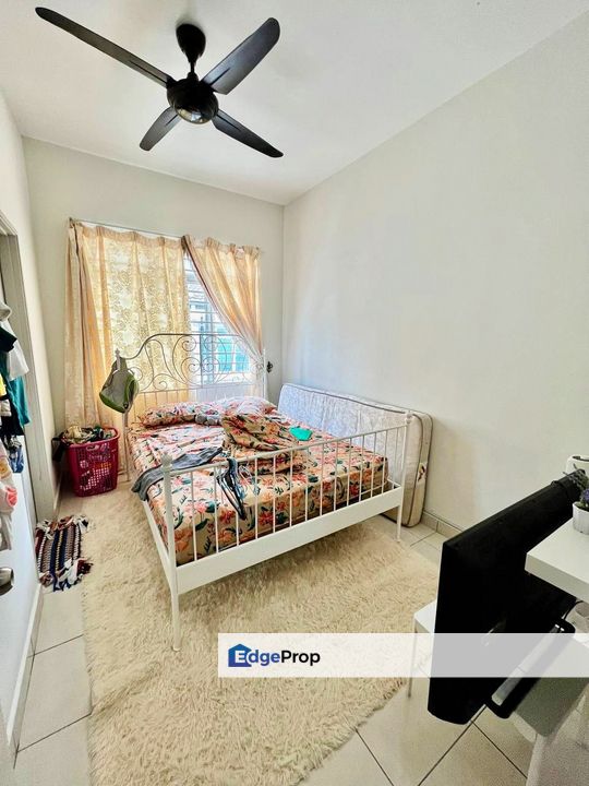 FREEHOLD 2 Storey Terrace Camellia Residence Bandar Tasik Kesuma Semenyih, Selangor, Semenyih