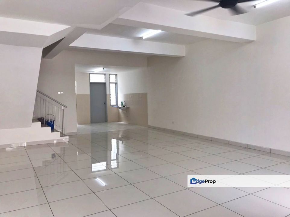 FREEHOLD CAMELLIA RESIDENCE Bandar Tasik Kesuma Beranang Semenyih , Selangor, Semenyih