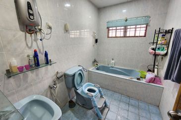 Kampung Sungai Ramal Dalam