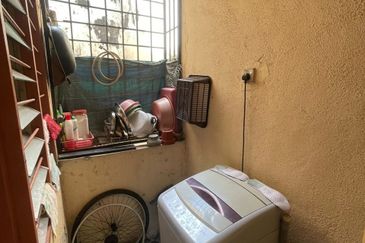 FREEHOLD Kayangan Shop Apartment Taman Kajang Utama Kajang 