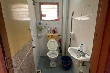 FREEHOLD Kayangan Shop Apartment Taman Kajang Utama Kajang 