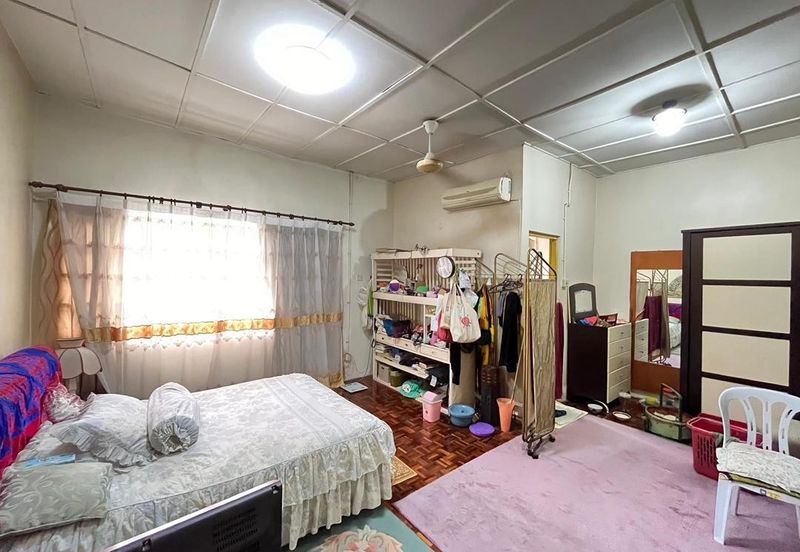 CORNER LOT Double Storey Terrace Bandar Sungai Long Kajang