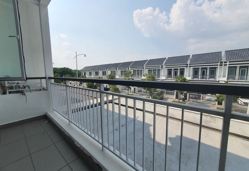 Merrydale @ Eco Majestic