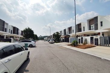 MURAH Double Storey Terrace Setia Ecohill 2 Semenyih