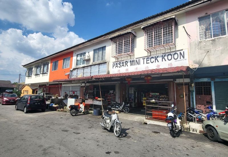 RUMAH KEDAI 2 Tingkat Taman Sri Intan Seksyen 7 Bangi
