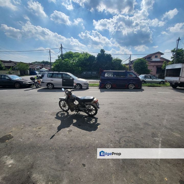 RUMAH KEDAI 2 Tingkat Taman Sri Intan Seksyen 7 Bangi, Selangor, Bangi