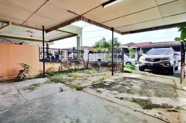 FREEHOLD Single Storey Terrace Taman Mesra Batu 13 Kajang