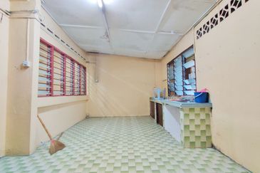 FREEHOLD Single Storey Terrace Taman Mesra Batu 13 Kajang
