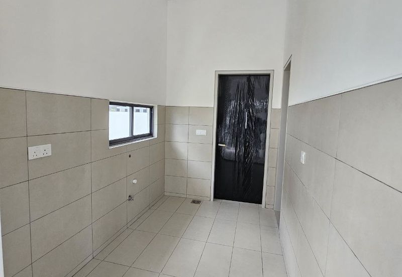 BRAND NEW Semi D Cluster Verna Double Storey Serene Height Bangi