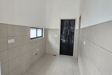 BRAND NEW Semi D Cluster Verna Double Storey Serene Height Bangi