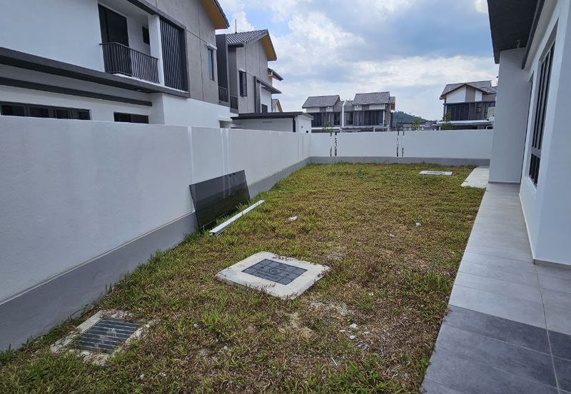 BRAND NEW Semi D Cluster Verna Double Storey Serene Height Bangi