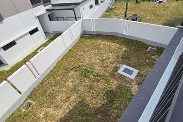 BRAND NEW Semi D Cluster Verna Double Storey Serene Height Bangi